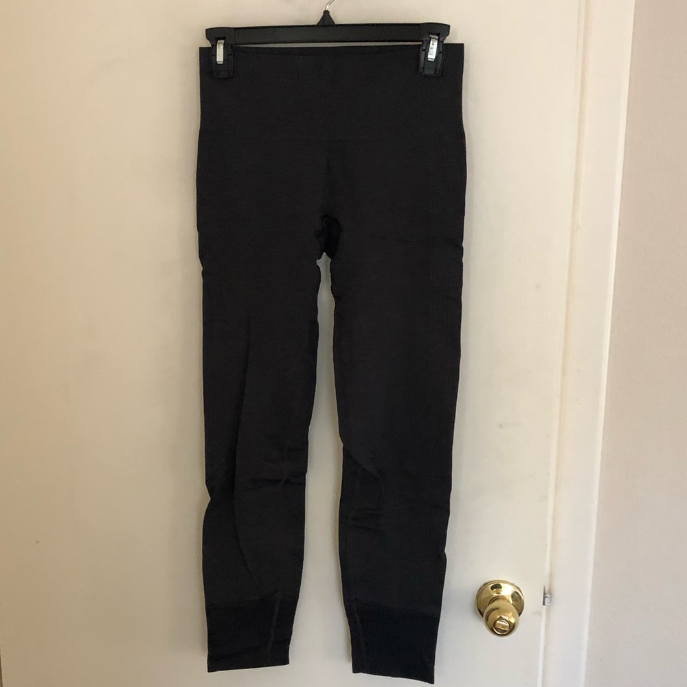 Charcoal Grey lululemon leggings